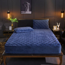 Load image into Gallery viewer, Plush Thicken Quilted Mattress Cover Warm Soft Crystal Velvet King Queen Quilted Bed Fitted Sheet Not Including Pillowcase
